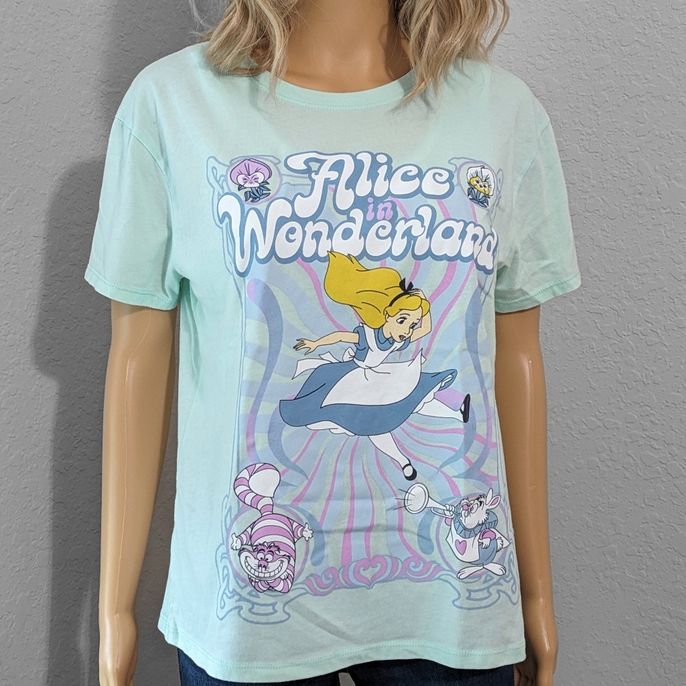 Alice in Wonderland and URBAN Romantics Eyelet Embroidered Shirt Set